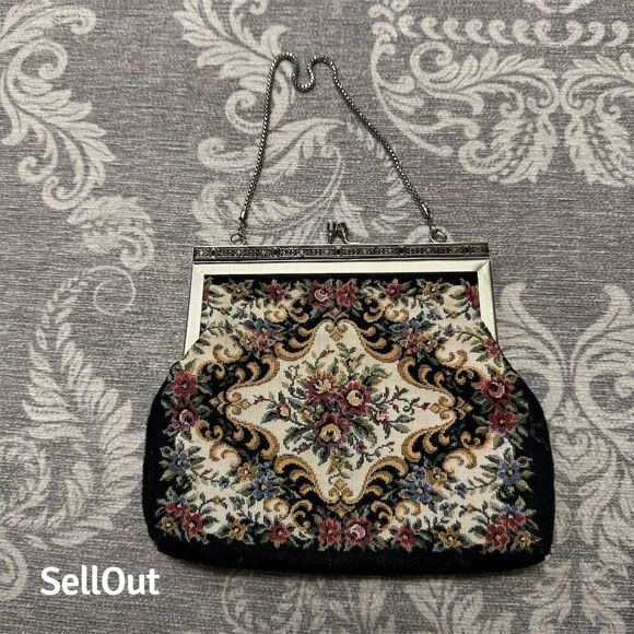 COCO + CARMEN Vintage Floral Tapestry Clutch Purse w/ Gold Chain Strap - Picture 2 of 9